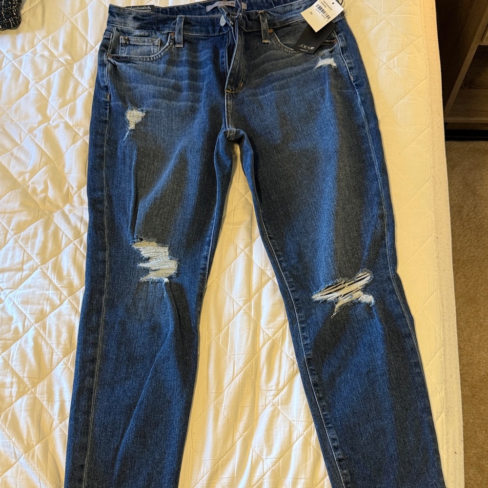NWT Joe's Jeans Boyfriend Slim Crop